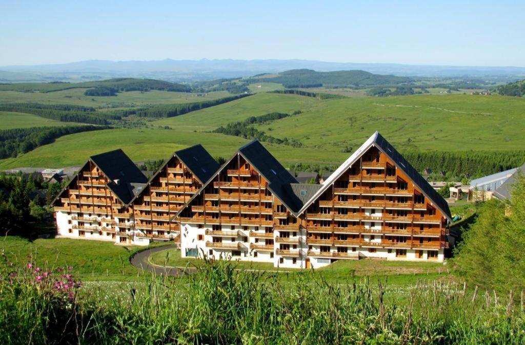 Appartement 4 Personnes Avec Piscine, Wifi, Garage Besse-et-Saint-Anastaise Eksteriør bilde